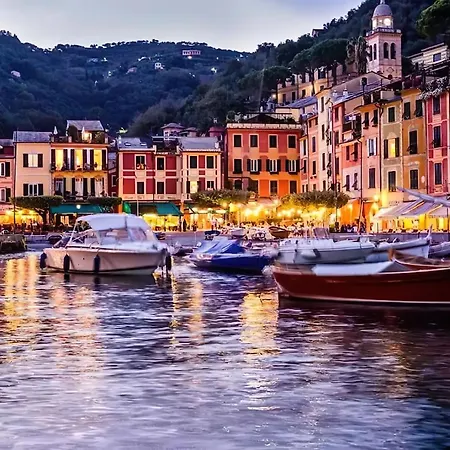 Free Parking - 2 Passi Dal Mare